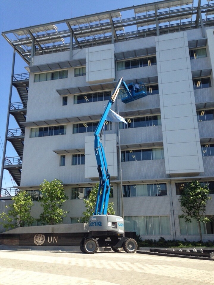 Xe BoomLift Z62 của NISHIO có mặt tại tòa nhà xanh Liên Hợp Quốc