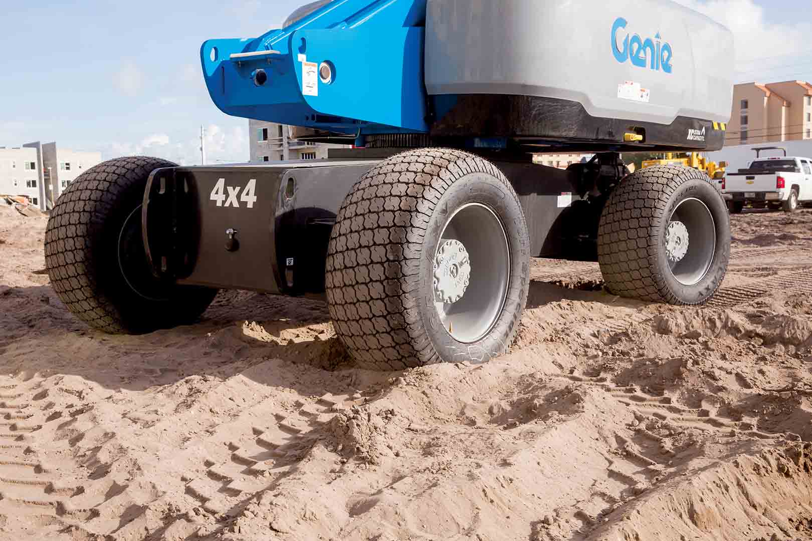 Lốp Xe Nâng Người Boom Lift 28m S85HF