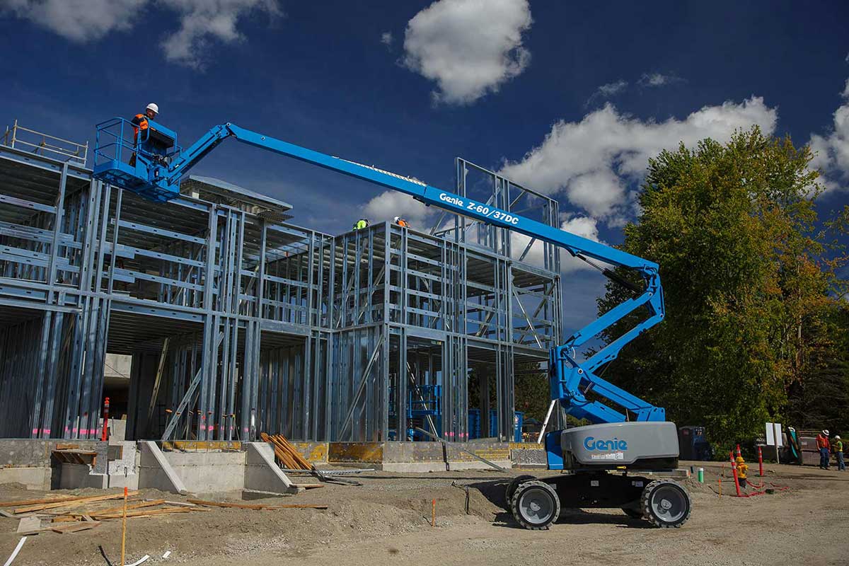 Articulating Boom Lift (Electric)