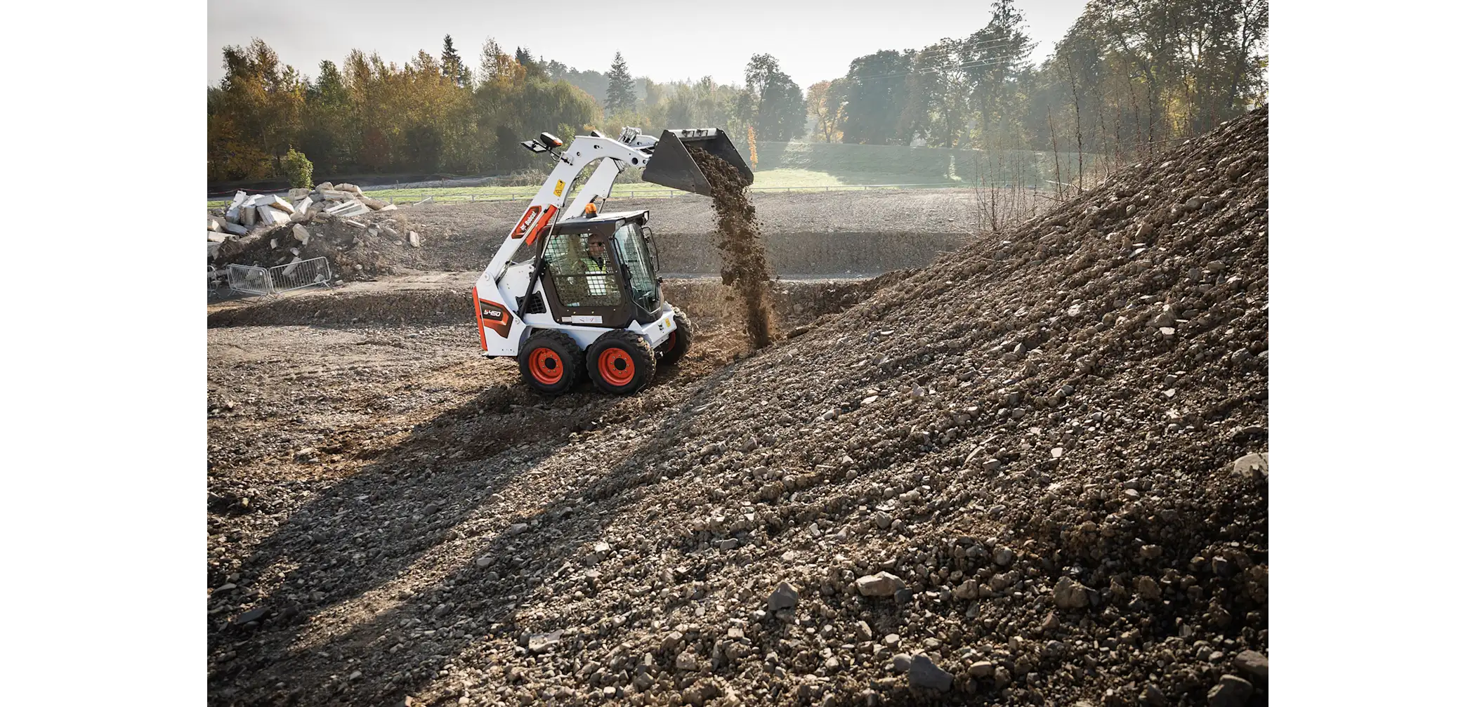 Skid-Steer Loader S450 (608 kg)