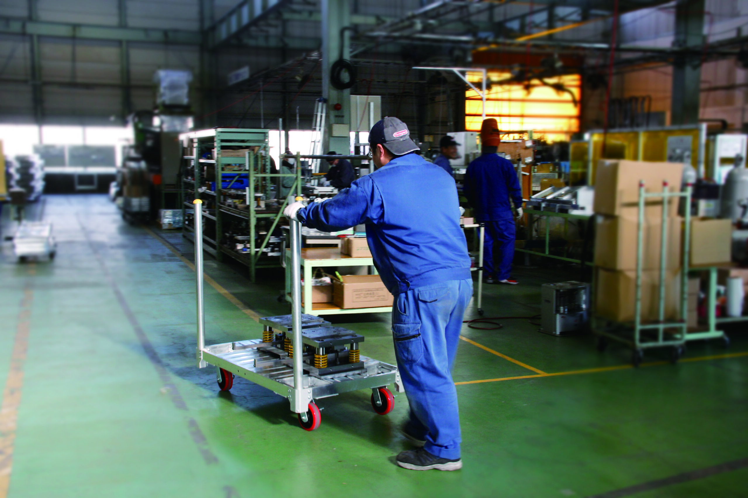 4륜 알루미늄 합금 대차 적재 하중 1,000kg AC-1200