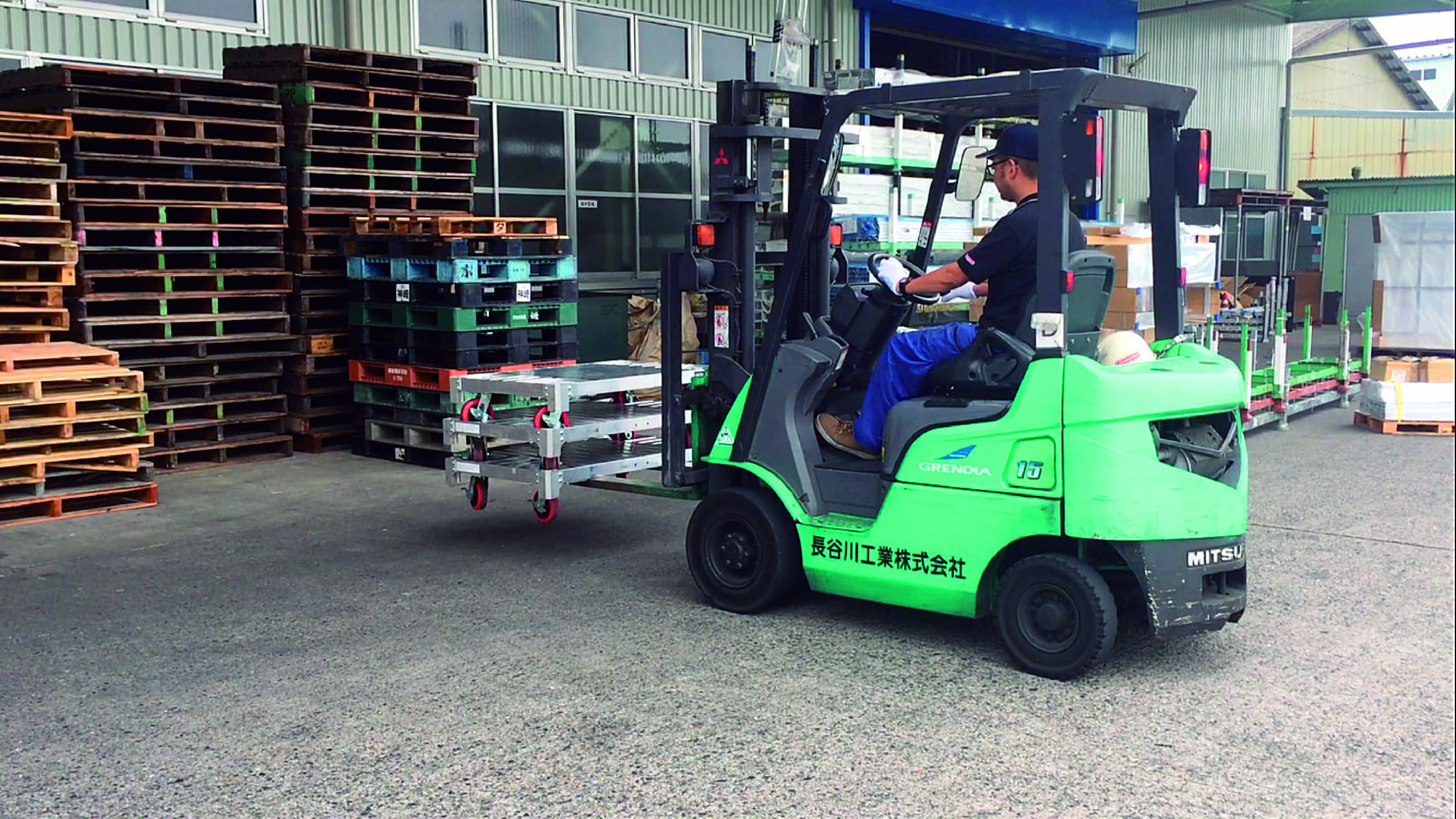 4륜 알루미늄 합금 대차 적재 하중 1,000kg AC-1200