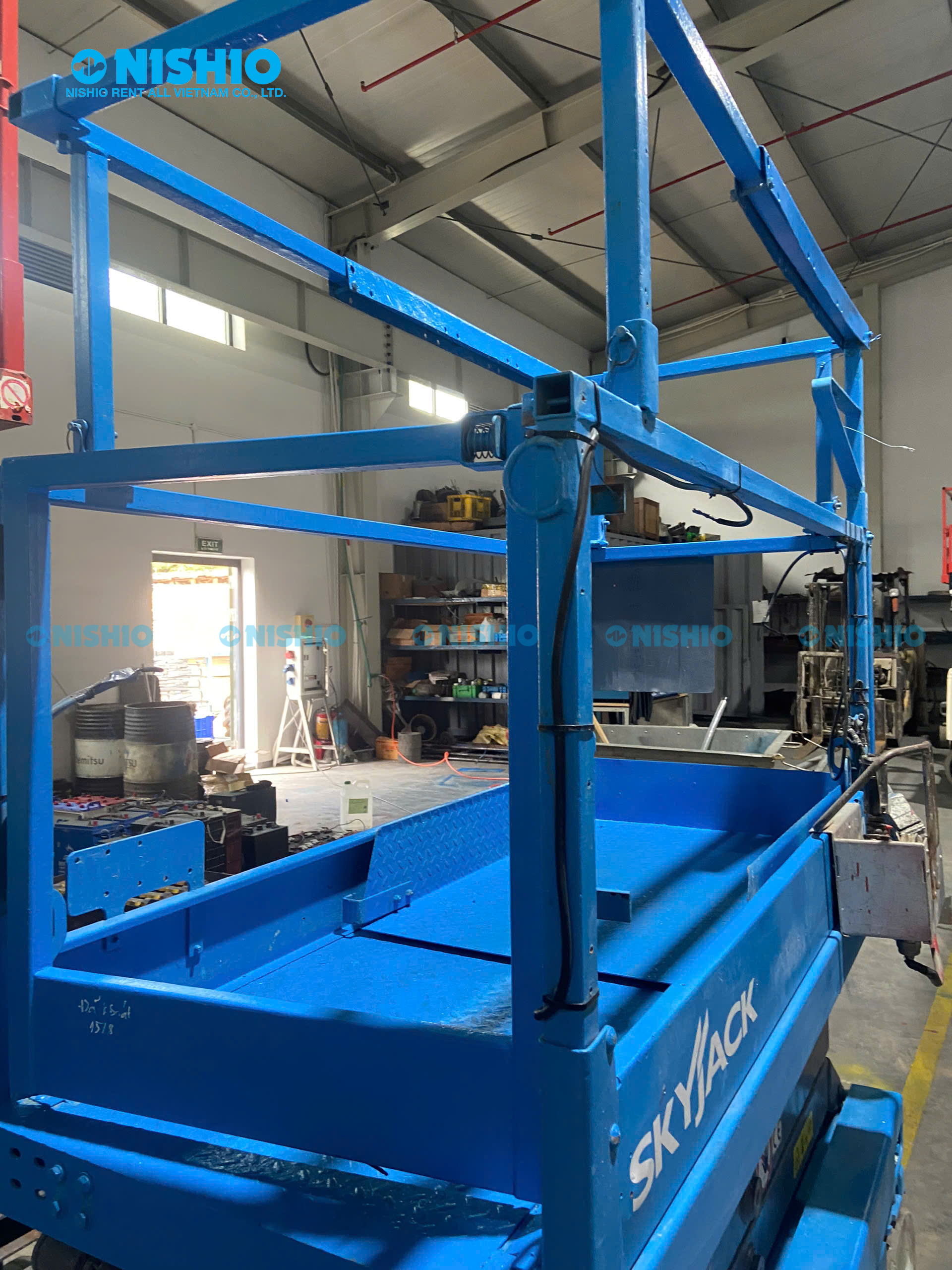 Scissor Lift Guardrails