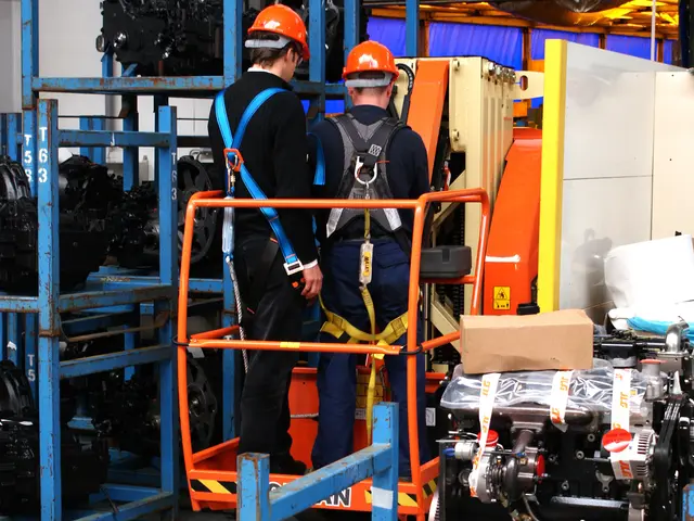 Xe Nâng Người Trục Đứng Cần Xoay 10.1m T10E