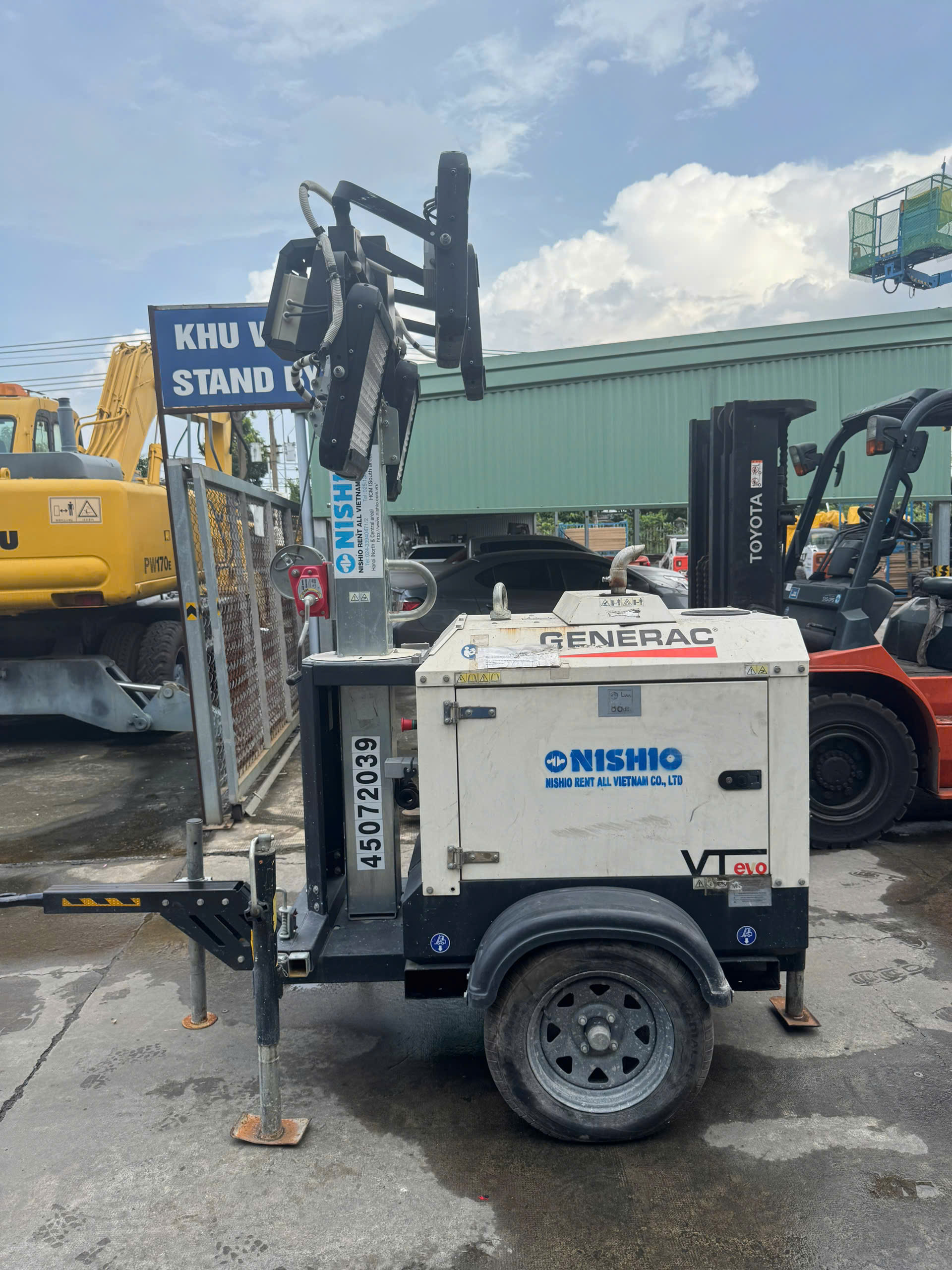 USED LIGHTING TOWER GENERAC MOBILE VTEVO Y2